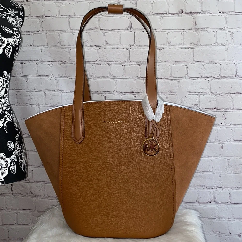 Michael Kors PORTIA Lge Tote/NOVEAU HAMILTON Lge Carryall Wallet 2pc Set